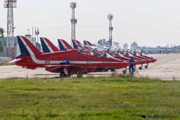 Red arrows Hawk