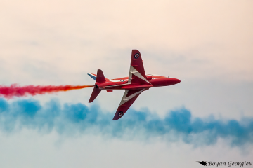 Red arrows Hawk