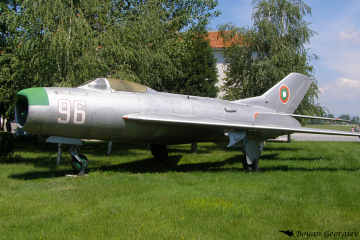 MiG-19 Farmer МиГ-19