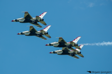 Thunderbirds F-16 Fighting Falcon Viper Ф-16