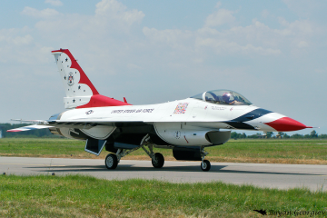 Thunderbirds F-16 Fighting Falcon Viper Ф-16