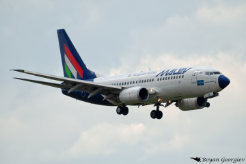B-737
