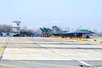 MiG-29 Fulcrum МиГ-29MiG-21 Fishbed МиГ-21