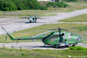 Su-25 Frogfoot Су-25Mi-8 Hip Ми-8