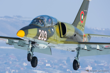 L-39 Albatros Л-39