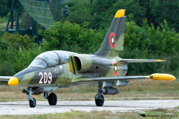 L-39 Albatros Л-39