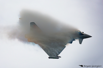 Eurofighter Typhoon Юрофайтър