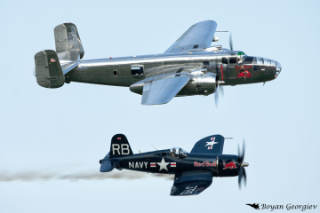 B-25 MitchellF4U Corsair КорсарRed Bull