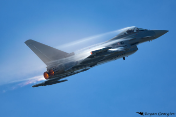 Eurofighter Typhoon Юрофайтър
